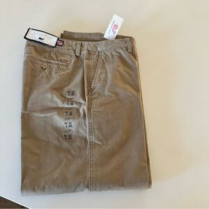 Vineyard Vines Tan Chinos Classic Style